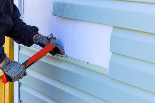 Reliable Emergency Siding Repair contractor in Powells Point, NC by Squared Siding